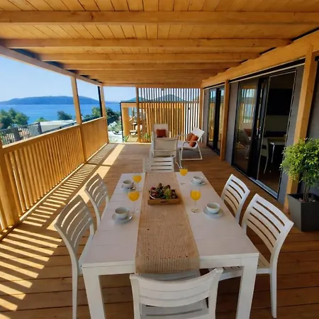 Panorama Mobile Home With Seaview And Pool Holiday home Drage