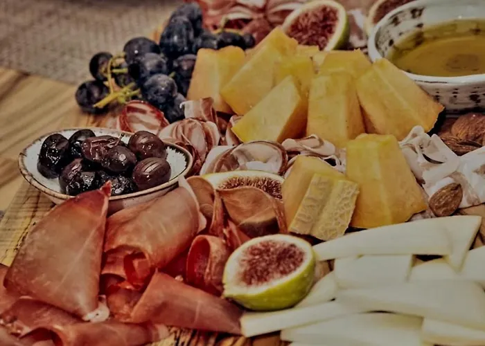 Panorama Mobile Home With Seaview And Pool Holiday home Drage