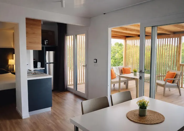 Panorama Mobile Home With Seaview And Pool