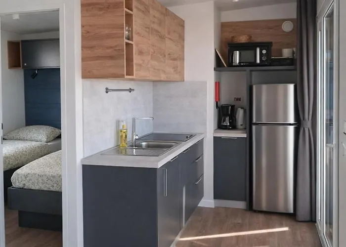 Дом отдыха Panorama Mobile With Seaview And Pool *